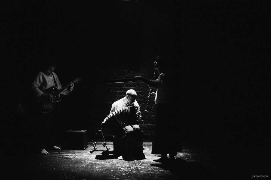 Biografia - Theatre Karlsson Haus